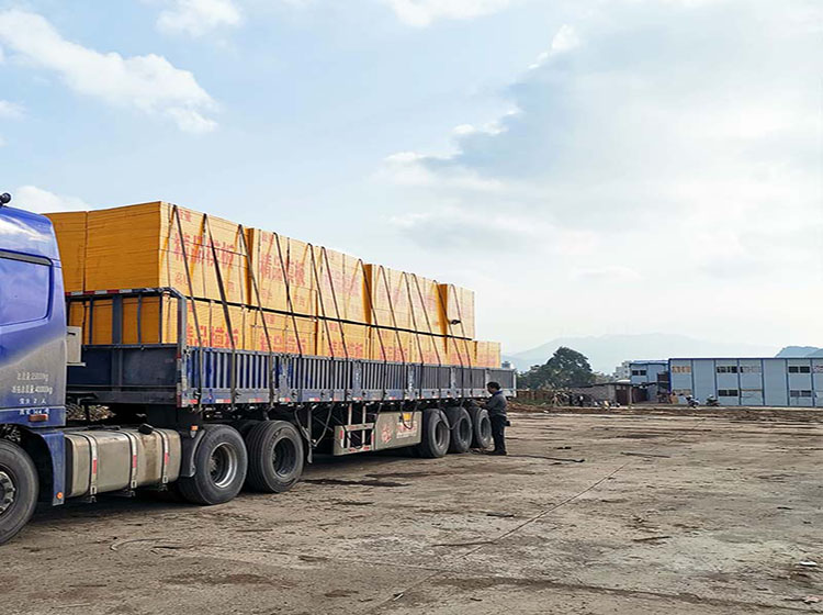 100萬的建筑模板訂單量發往湖南岳陽!插圖1 100萬的建筑模板訂單量發往湖南岳陽